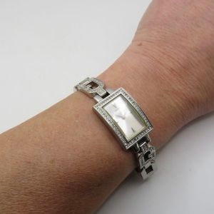 Guess Silver Original G Ladies Watch
G85458L